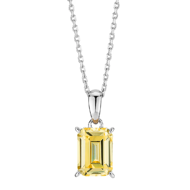 Lace choker necklaces-Emerald Cut and Round Brilliant solitaire necklace with 1.82 carats* of diamond simulants in sterling silver