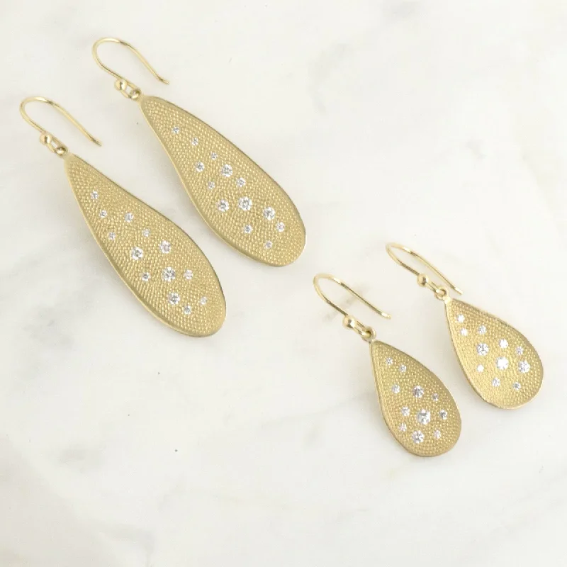 Jazz age earrings-Stardust Diamond Organic Teardrop Hook Earrings