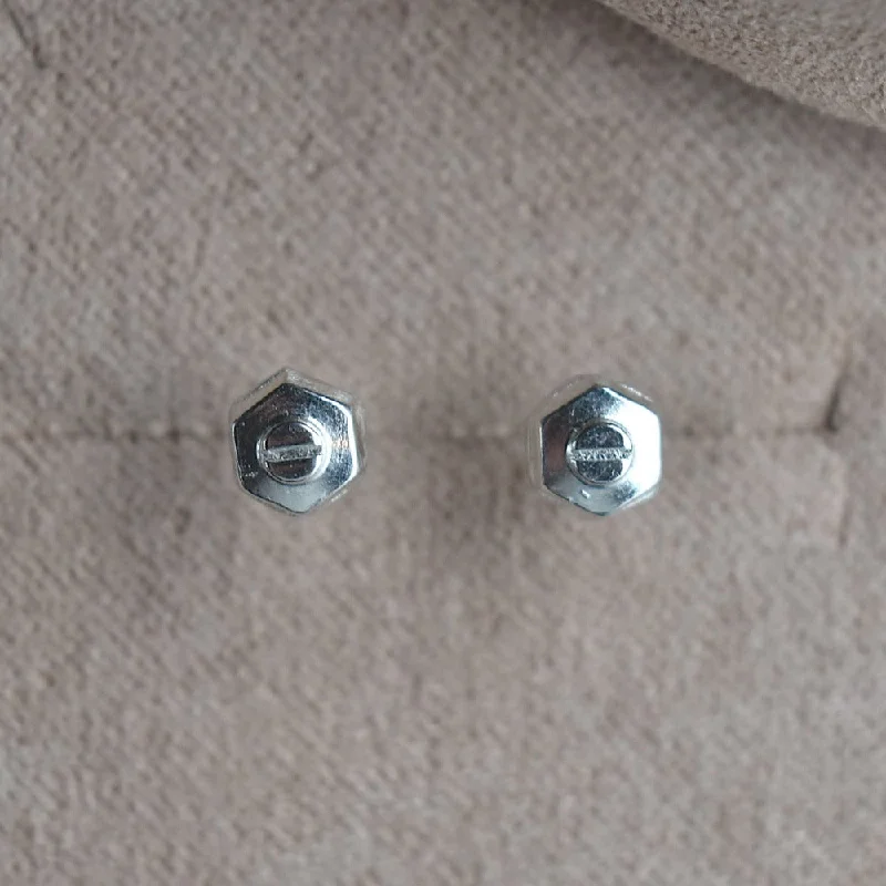 Ripple theme earrings-Tiny Screw & Washer Stud Earrings