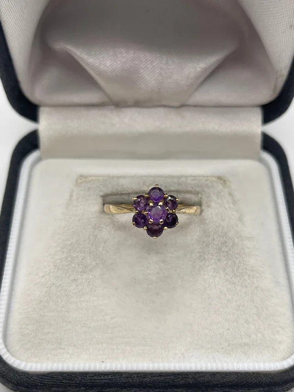 Bear design rings-9ct gold amethyst cluster ring