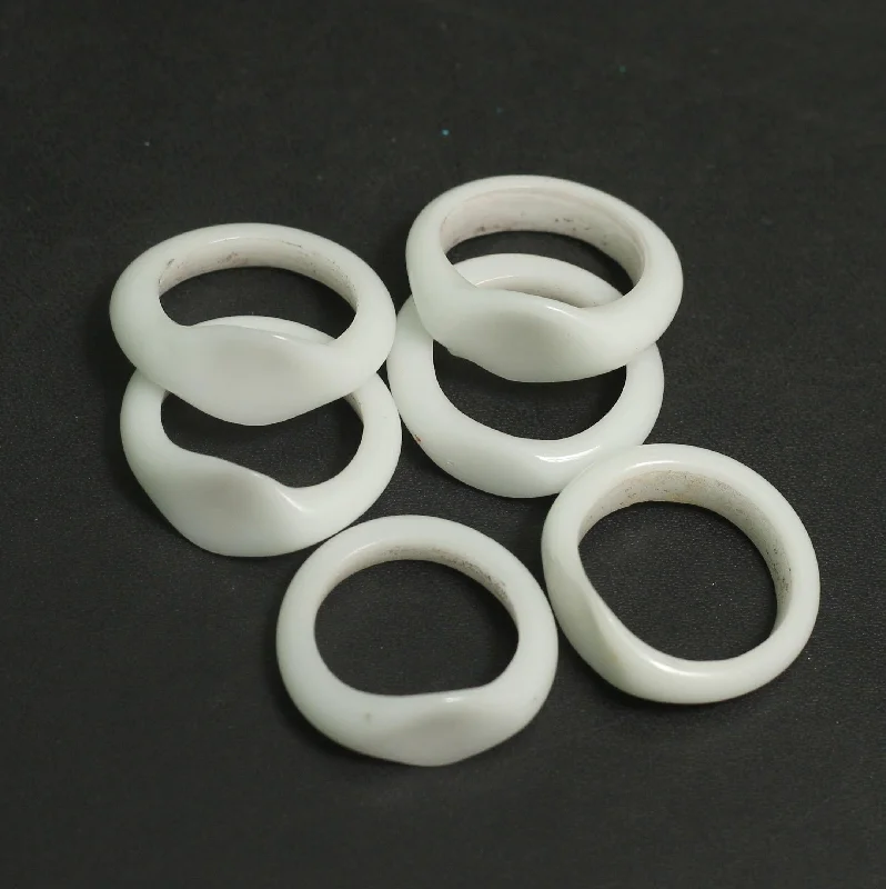 Small wing rings-50 Pcs, White Glass Finger Rings