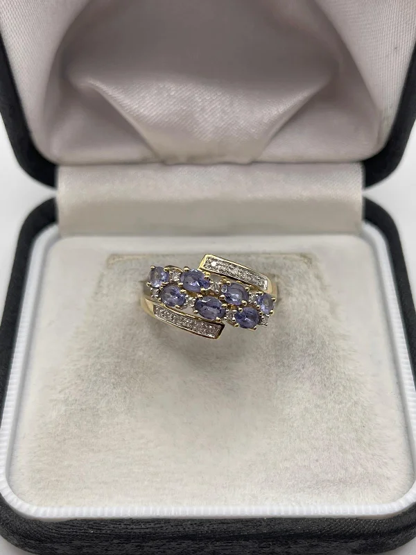 Blended metal rings-9ct gold tanzanite and diamond ring