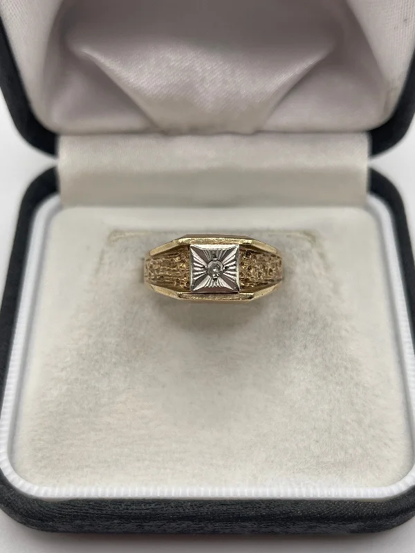 Full moon rings-9ct gold diamond signet ring