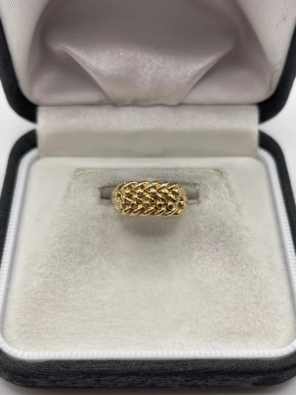 Slide band rings-9ct gold keepers ring