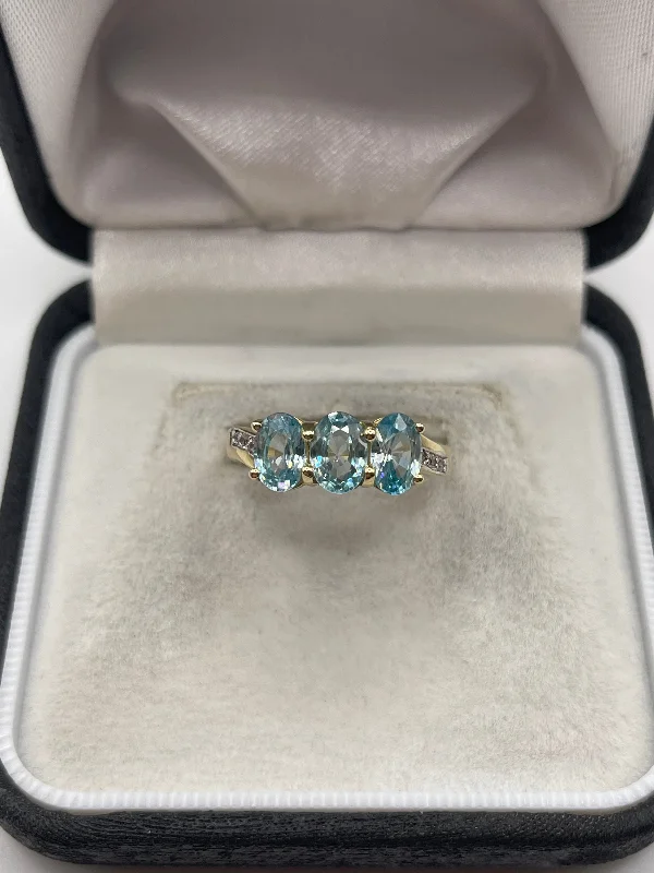 Solid stone rings-9ct gold blue zircon ring