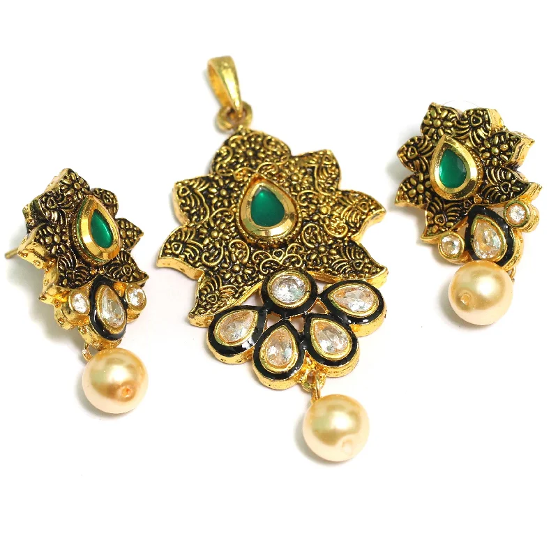 Crow feather rings-Kundan Pendant With Earring Set