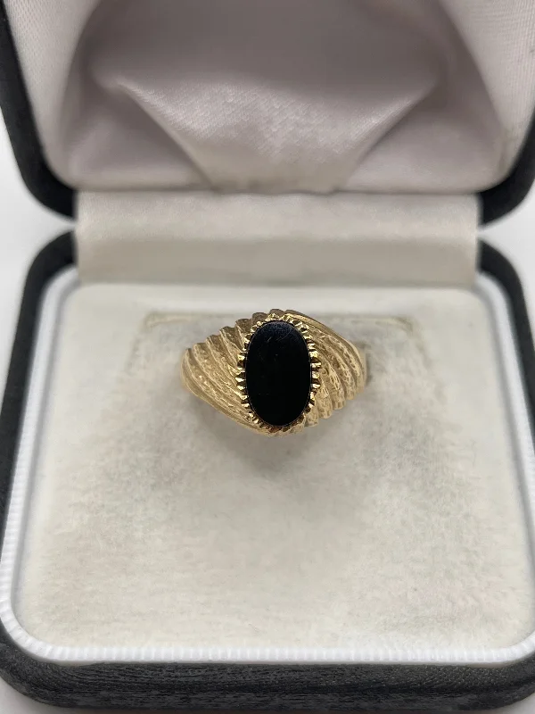 Coil knot rings-9ct gold onyx signet ring