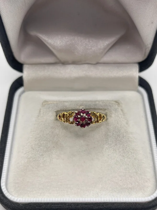 Stone pile rings-18ct gold ruby cluster ring