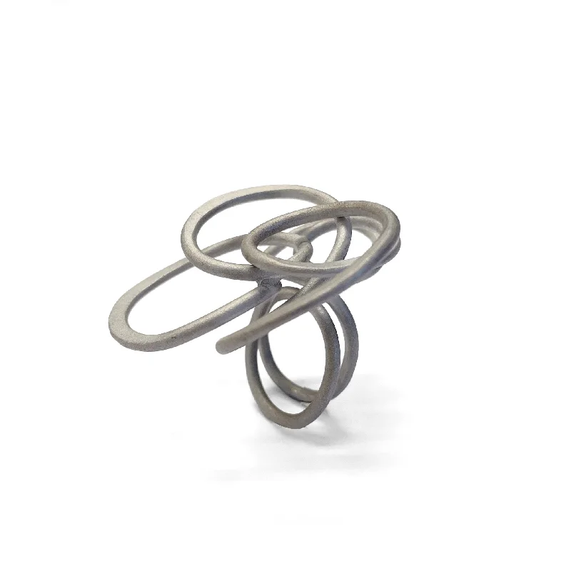 Bright modern rings-Mei Lee - Spaghetti Ring (L)